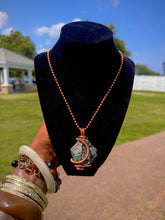 Load image into Gallery viewer, Flourishing Spirit Necklace (Emerald)