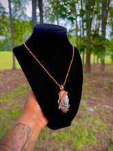 Load image into Gallery viewer, Hidden Light Necklace (Labradorite)