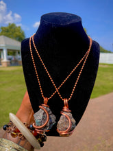 Load image into Gallery viewer, Flourishing Spirit Necklace (Emerald)