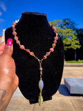 Load image into Gallery viewer, Joyful Expansion Neck Peace
