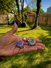 Load image into Gallery viewer, Amethyst Cluster Pair