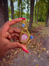 Load image into Gallery viewer, Sacred Expression Neck Peace (Rose Quartz)