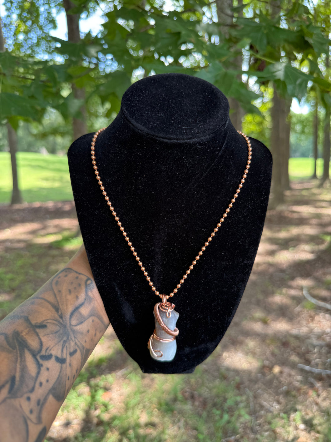Agate Silhouette Necklace