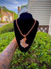 Load image into Gallery viewer, Flower Agate Moon Neck Peace
