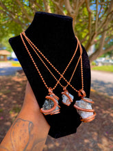 Load image into Gallery viewer, Gentle Flow Necklace (Rainbow MoonStone)
