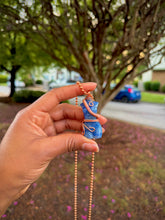 Load image into Gallery viewer, Crackle Quartz Silhouette Necklace
