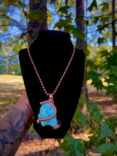 Load image into Gallery viewer, Sacred Expression Necklace
