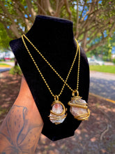 Load image into Gallery viewer, Radiant Necklace (Sun Stone)
