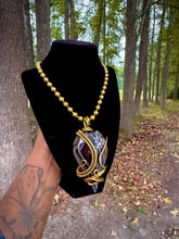 Load image into Gallery viewer, Bold Foundation Neck Peace (Black Banded Agate)
