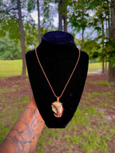 Load image into Gallery viewer, Aligned Necklace (Green Calcite)

