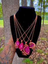 Load image into Gallery viewer, Soft Joy Necklace (Pink Crackle Quartz)
